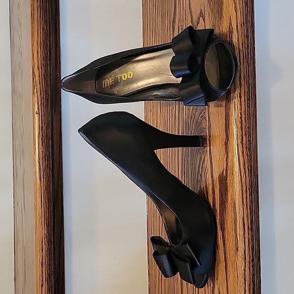 LAST CHANCE! Josie Satin Peep Toe Pumps - Picture 3 of 8